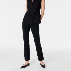 EUC Flattering Spanx Women's The Perfect Pant Black Stretch Kick Flare pant L